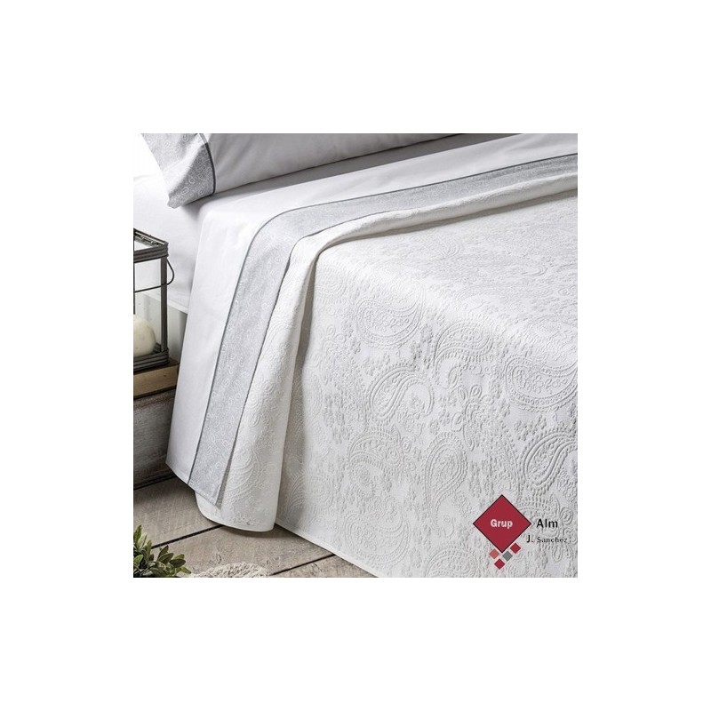 Colcha Cubrecama PIQUE Cassa Luyton CACHEMIR BLANCA Colcha Cubrecama PIQUE Cassa Luyton CACHEMIR BLANCA