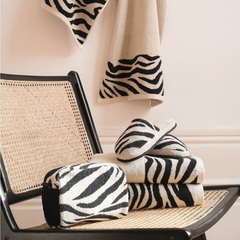 Albornoces de baño animal print zebra o leopardo de Lasa Home de venta  online!