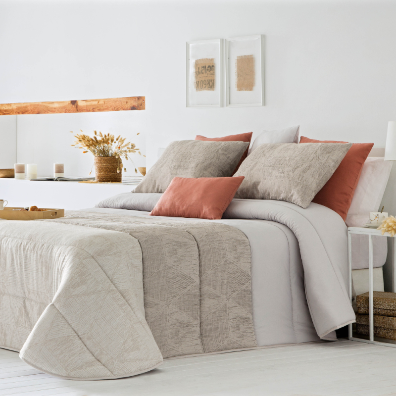 EDREDÓN COMFORTER MODELO ARISTO de Fundeco