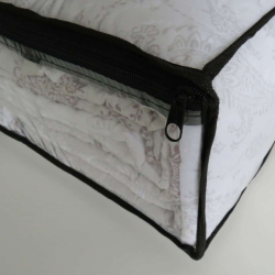 Colcha Bouti Diseño 038 Topo gris de Burrito Blanco