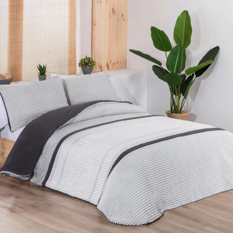 Edredón conforter Sherpa Manterol modelo Doko, de venta online!