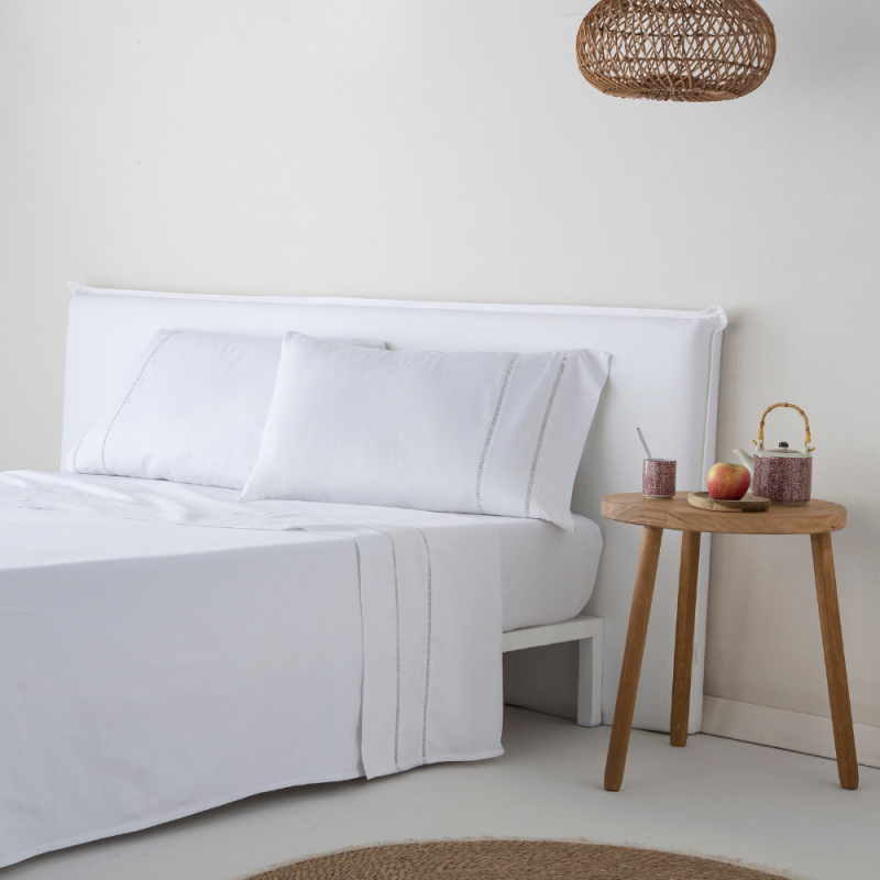 Juego de Sábanas modelo Victoria de Fundeco de venta en Almacenes Julián Sánchez.