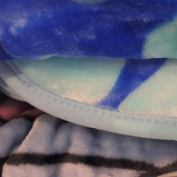 Manta terciopelo con licencia oficial Disney Lilo & Stitch, de venta online!