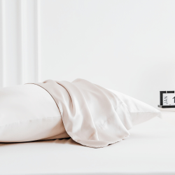 Funda de almohada 100% seda satén natural de venta en Almacenes Julián Sánchez.