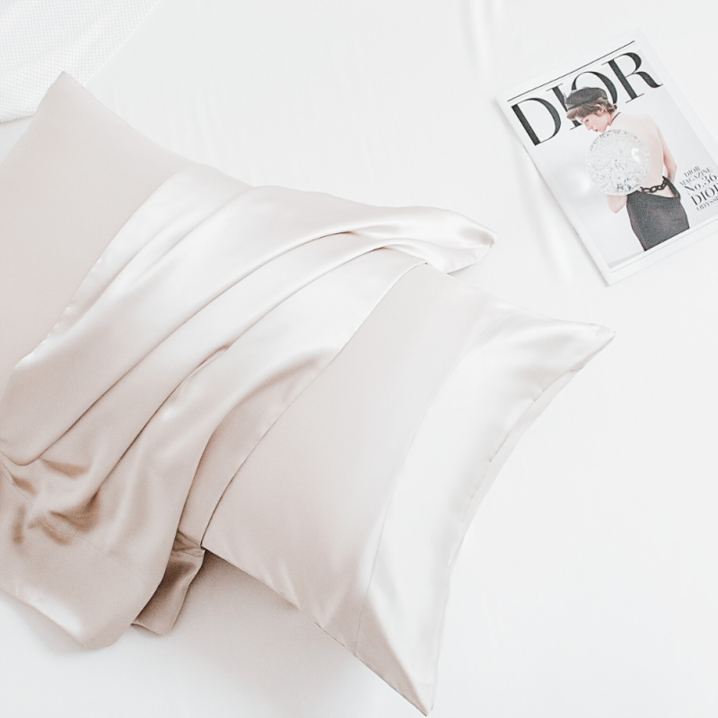 Funda de almohada 100% seda satén natural de venta en Almacenes Julián Sánchez.