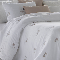 COLCHA BOUTI MODELO AMALIA DE FUNDECO