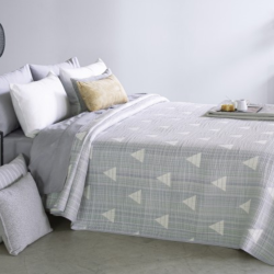 Colcha de verano Reig Martí modelo Styles gris de venta online.