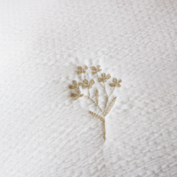 Edredones y boutis Antilo Fundeco Nadine, de venta online en Almacenes Julián Sánchez.