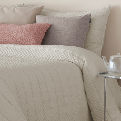 Edredones y boutis Antilo Fundeco Lindel, de venta online en Almacenes Julián Sánchez.