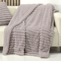 Manta Rabbit de Casa Campo para sofá o cama, de venta online en Almacenes Julián Sánchez.